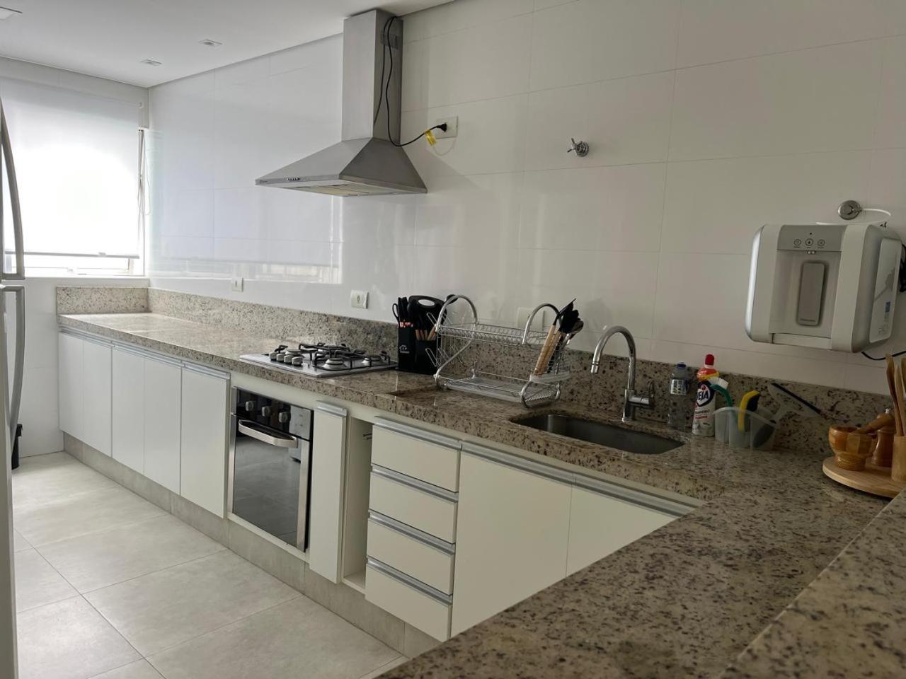 Beleza De Apartamento 300 Metros Da Praia Guaruja Bagian luar foto